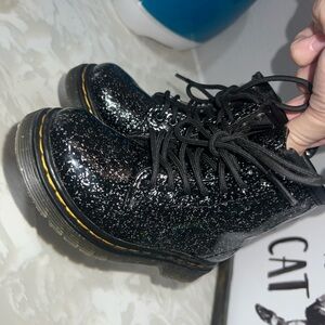 Toddler size 7 Dr martens